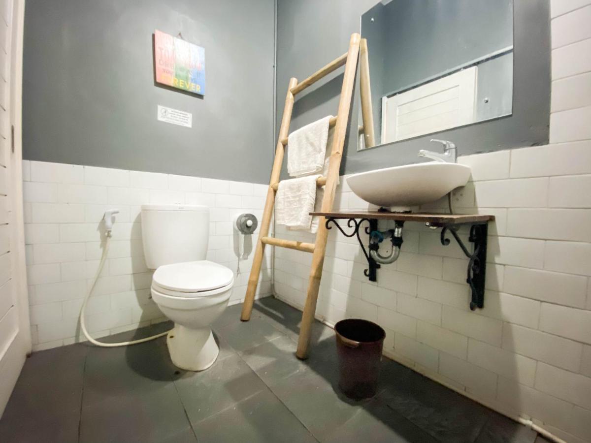 Hinggil Homestay Syariah Malioboro Yogya Mitra Reddoorz Jogyakarta Zewnętrze zdjęcie